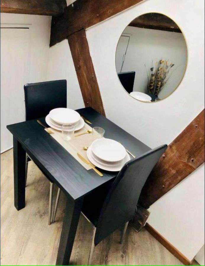 Superbe Appartement Cocooning Proche Des Thermes Виттель Экстерьер фото