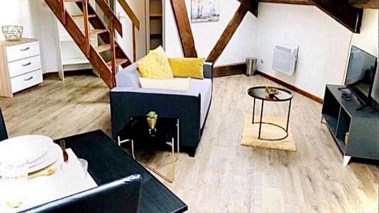 Superbe Appartement Cocooning Proche Des Thermes Виттель Экстерьер фото